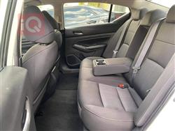 نیسان ئەلتیما